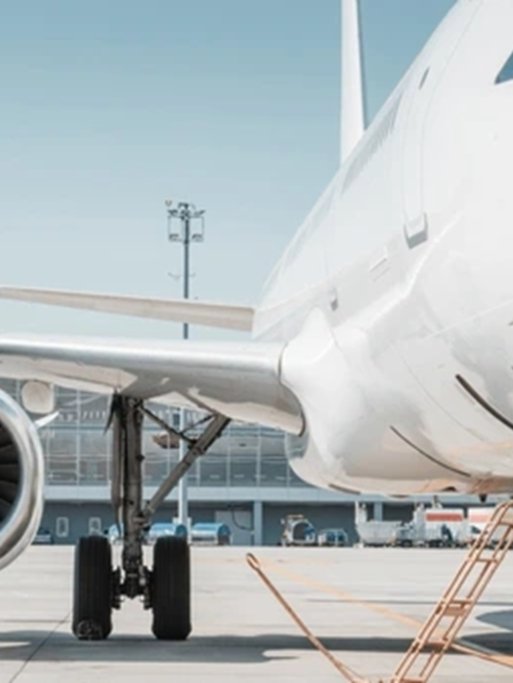 front-view-passenger-aircraft-right-600nw-2529982619